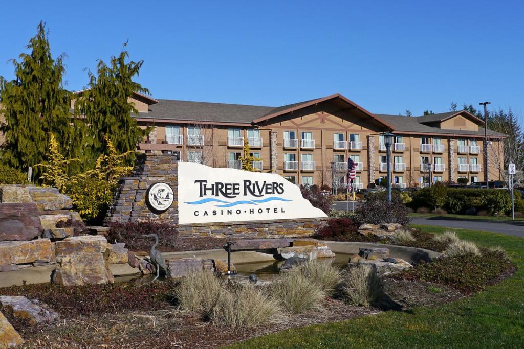 Three Rivers Casino Resort Florence Exteriör bild